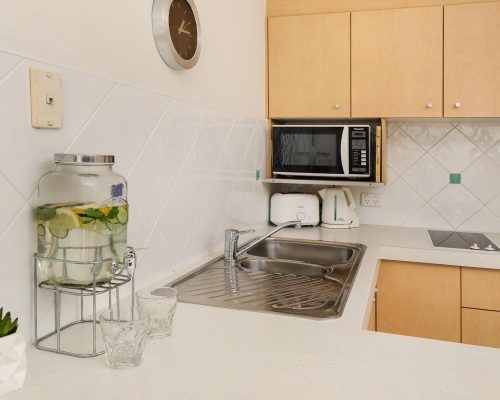 headlands-alexandria-ocean-boulevard-standard-apartment-room-25 (5)